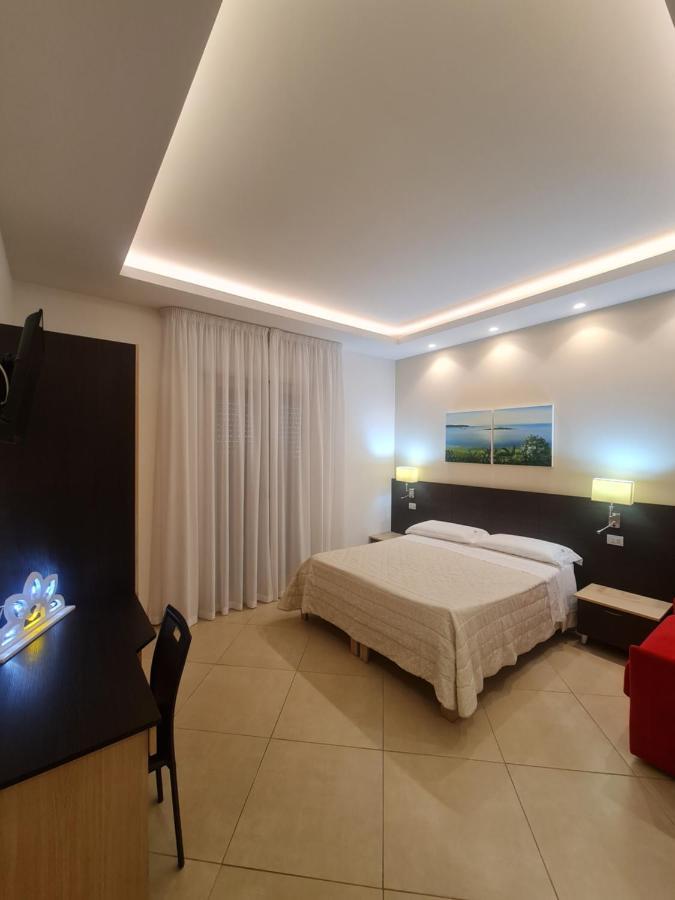 Il Vascello Hotel Porto Cesareo Eksteriør billede