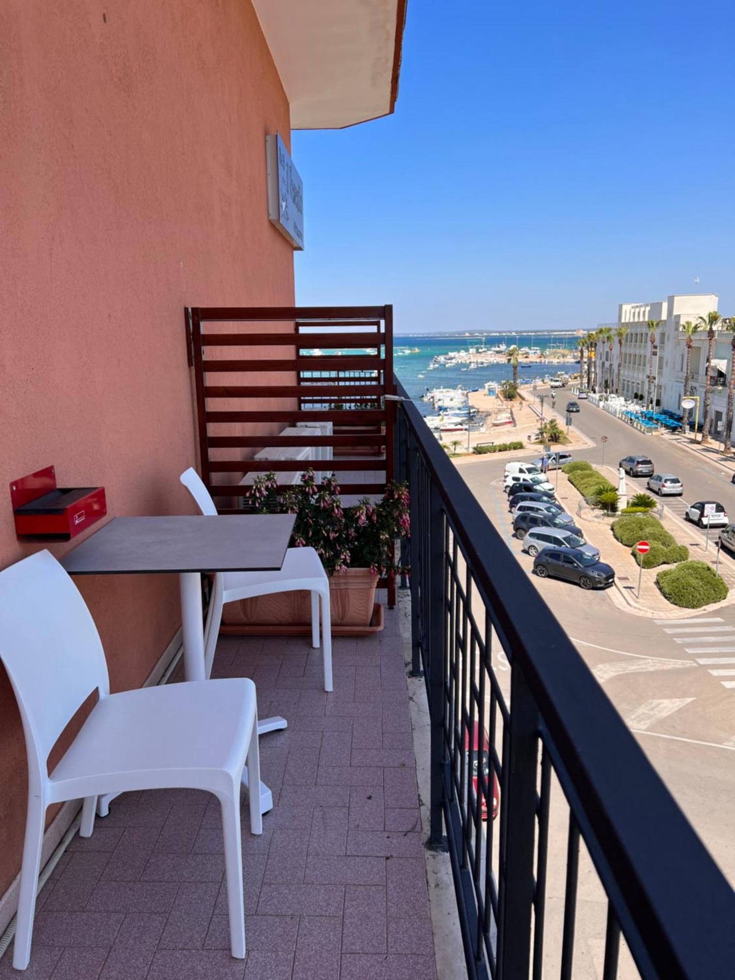 Il Vascello Hotel Porto Cesareo Eksteriør billede